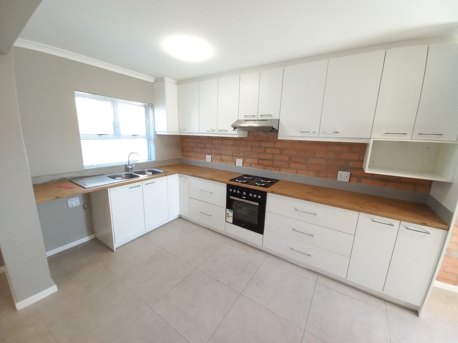 To Let 3 Bedroom Property for Rent in Gatesville Western Cape